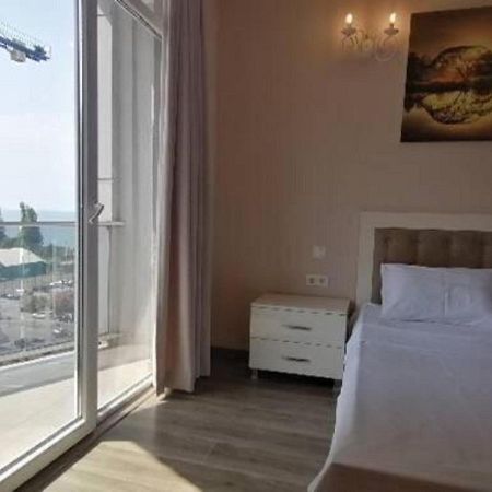 Batymi Lux Apartment Batumi Ngoại thất bức ảnh